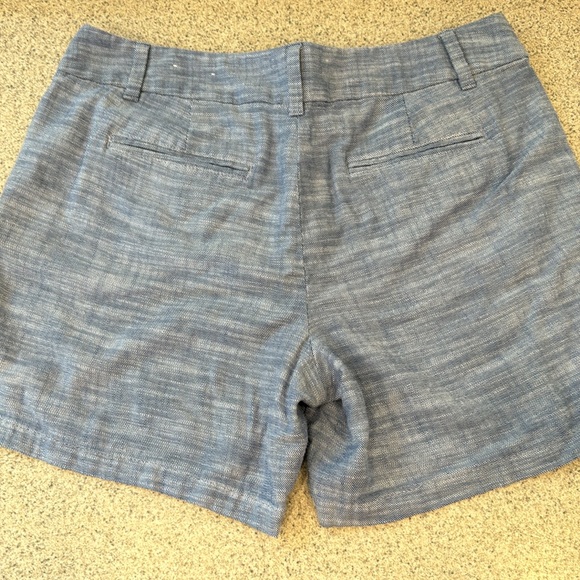 Light blue Loft Outlet shorts - Picture 2 of 6